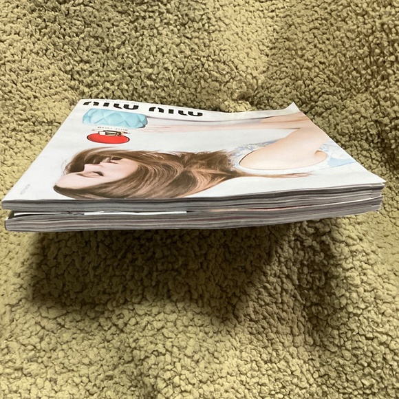 2015 Teen Vogue Magazines  Bundle of 2 - Picture 5 of 9